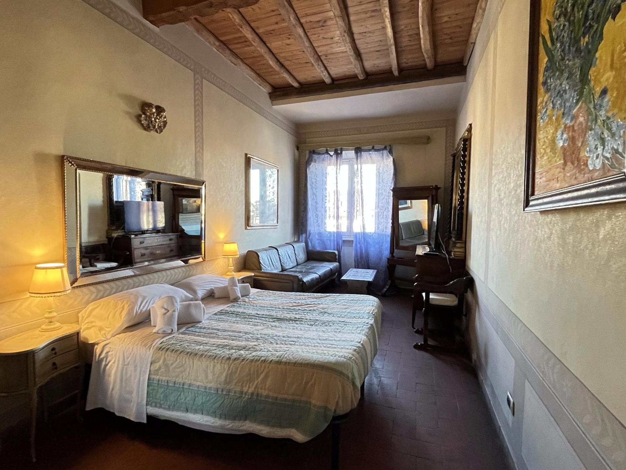 Al Tuscany Лукка Экстерьер фото